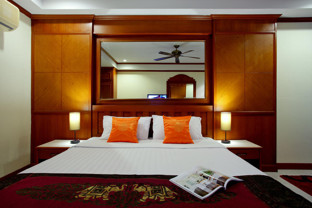 Patong The Yim Siam Hotel מראה חיצוני תמונה